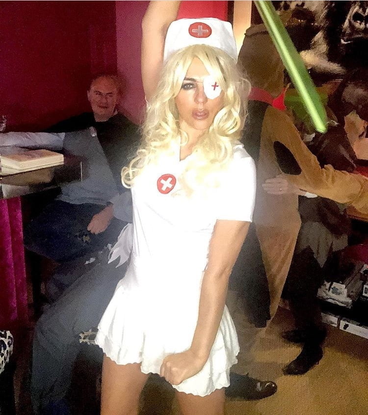 El banco de pajas de la colección milf
 #105521663