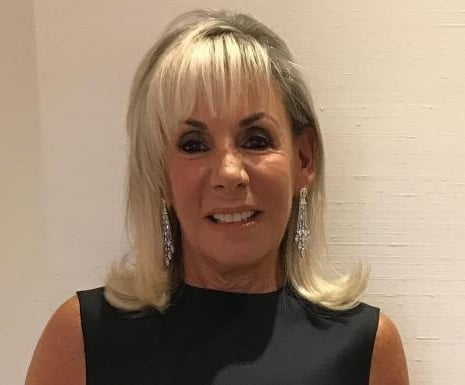 El banco de pajas de la colección milf
 #105521745