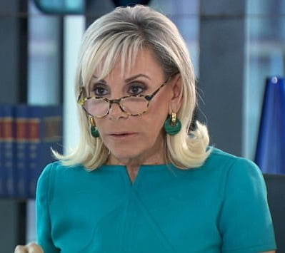 El banco de pajas de la colección milf
 #105521760