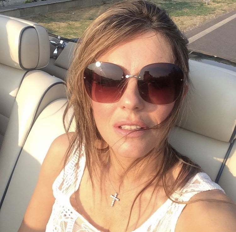 El banco de pajas de la colección milf
 #105522010