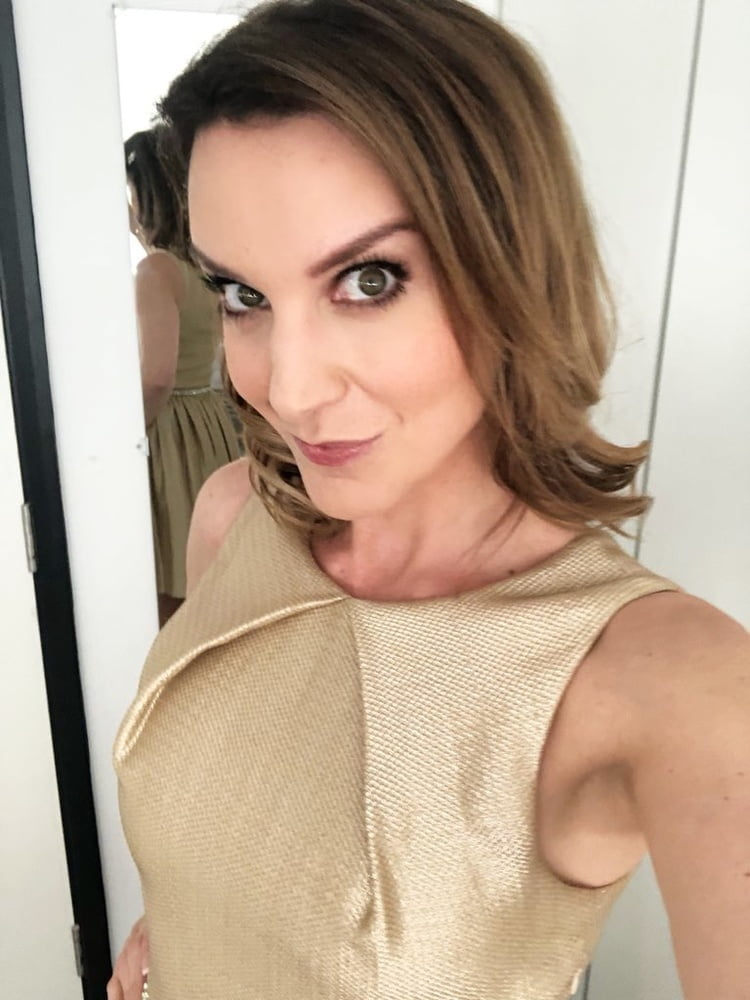 El banco de pajas de la colección milf
 #105522195