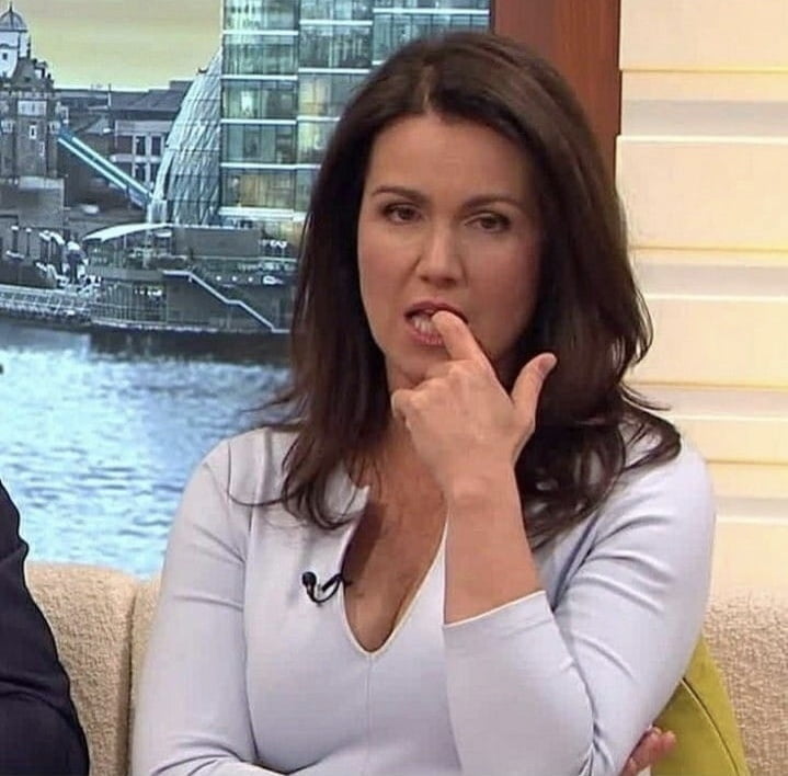 El banco de pajas de la colección milf
 #105522360