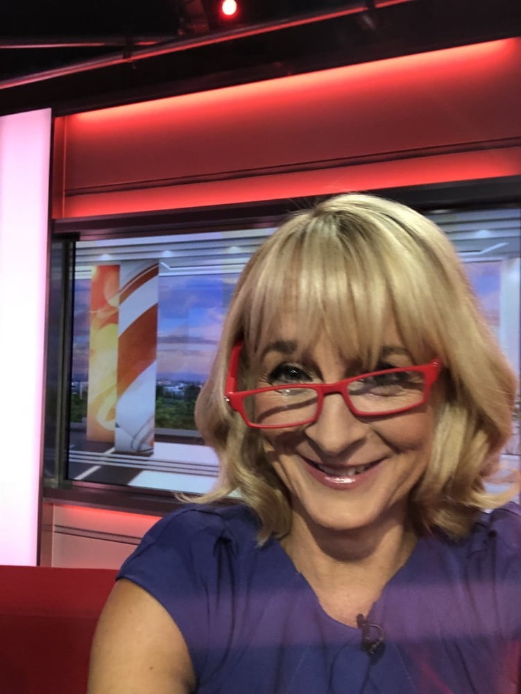 El banco de pajas de la colección milf
 #105522409