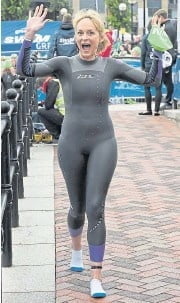 El banco de pajas de la colección milf
 #105522482