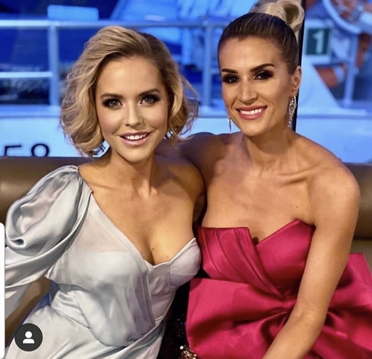 El banco de pajas de la colección milf
 #105522705