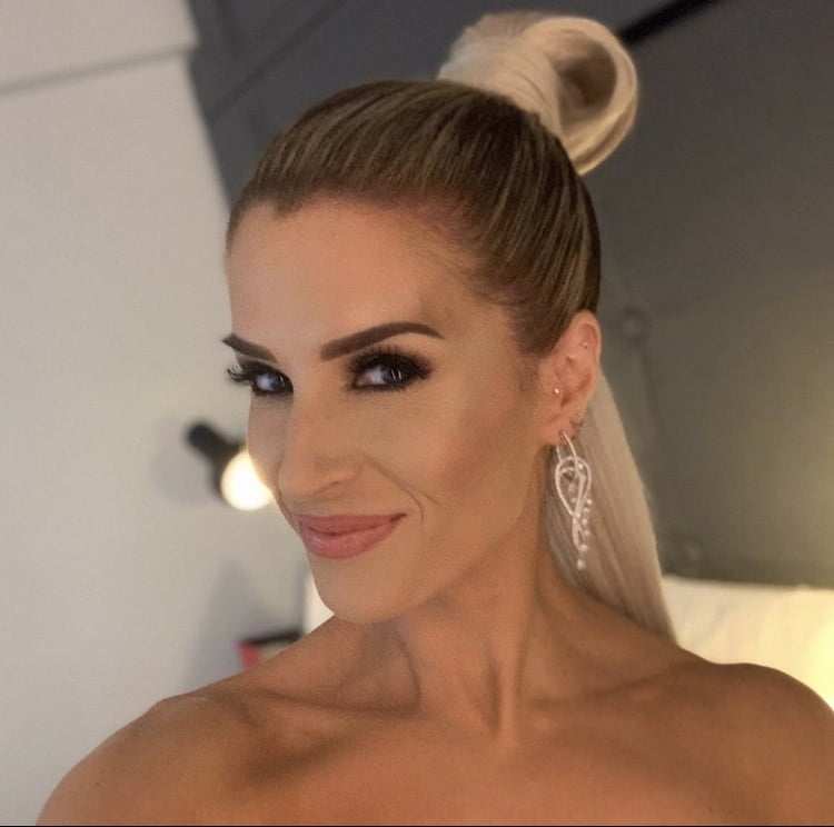 El banco de pajas de la colección milf
 #105522713