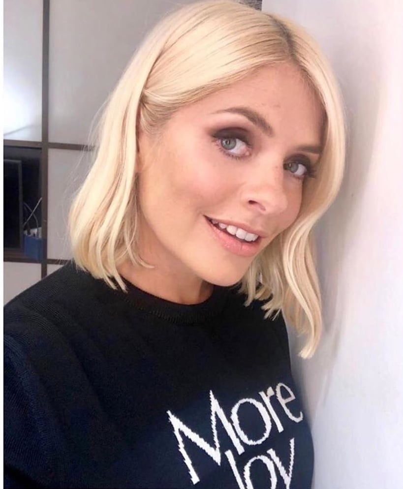 El banco de pajas de la colección milf
 #105522800