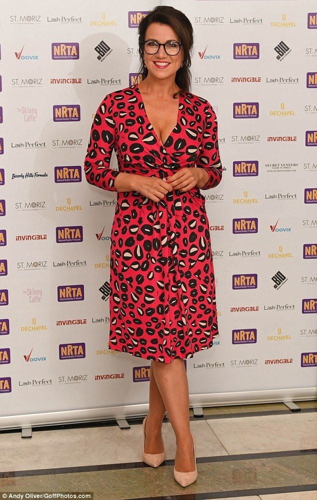 El banco de pajas de la colección milf
 #105523046