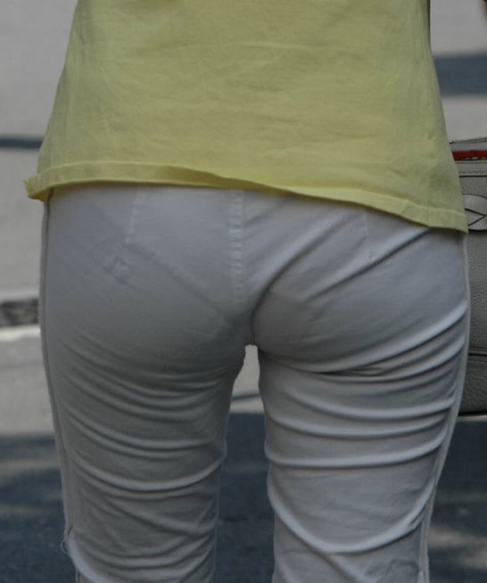 もっと素敵なタイトパンツ
 #99426912