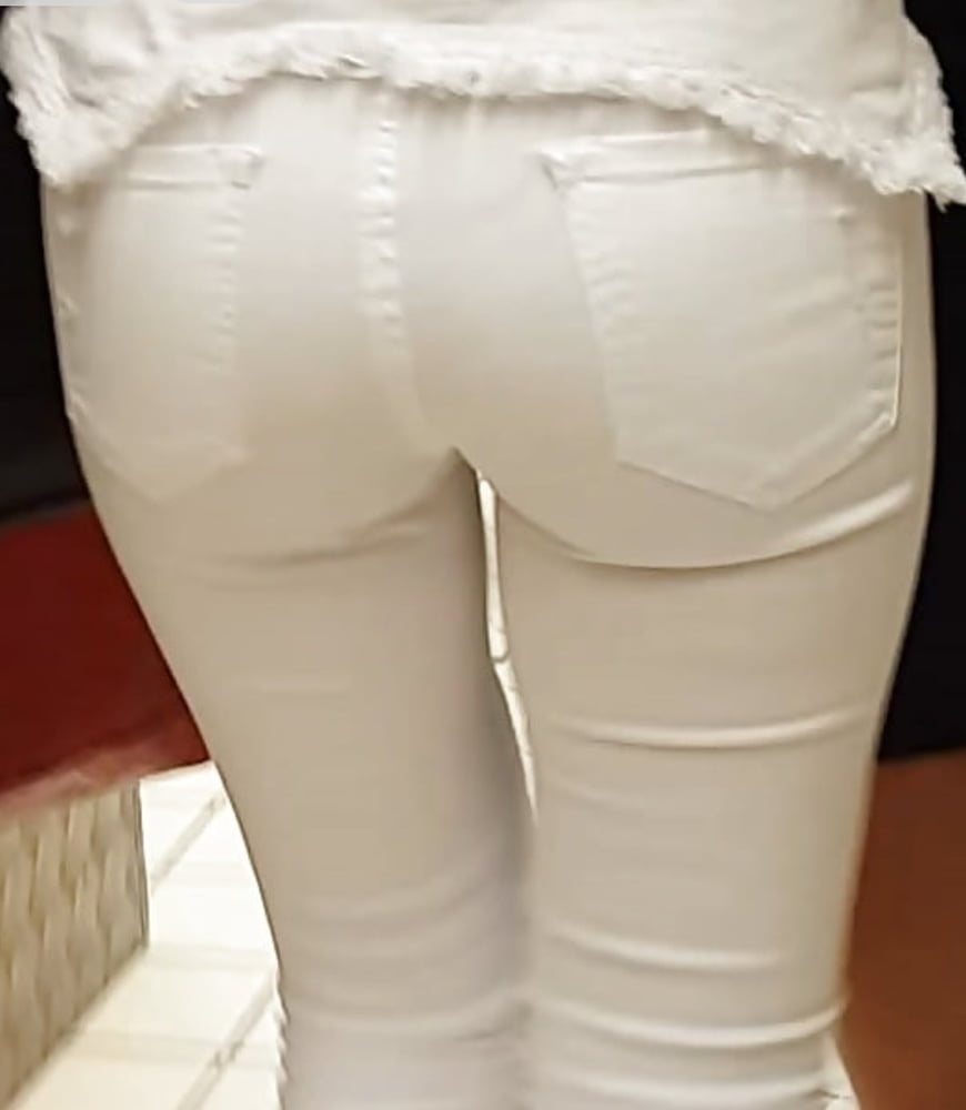 もっと素敵なタイトパンツ
 #99427151