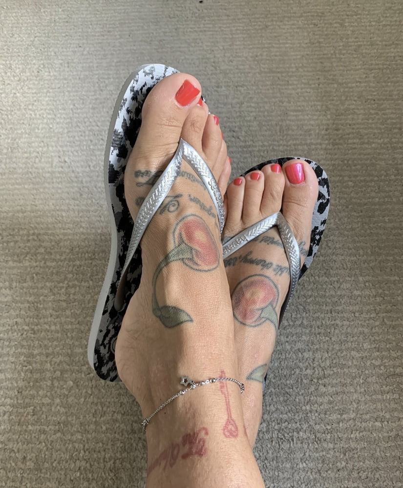 Les pieds de Camilla Jayne
 #96617874