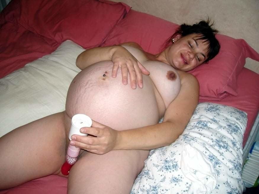 Femme enciente #91385978