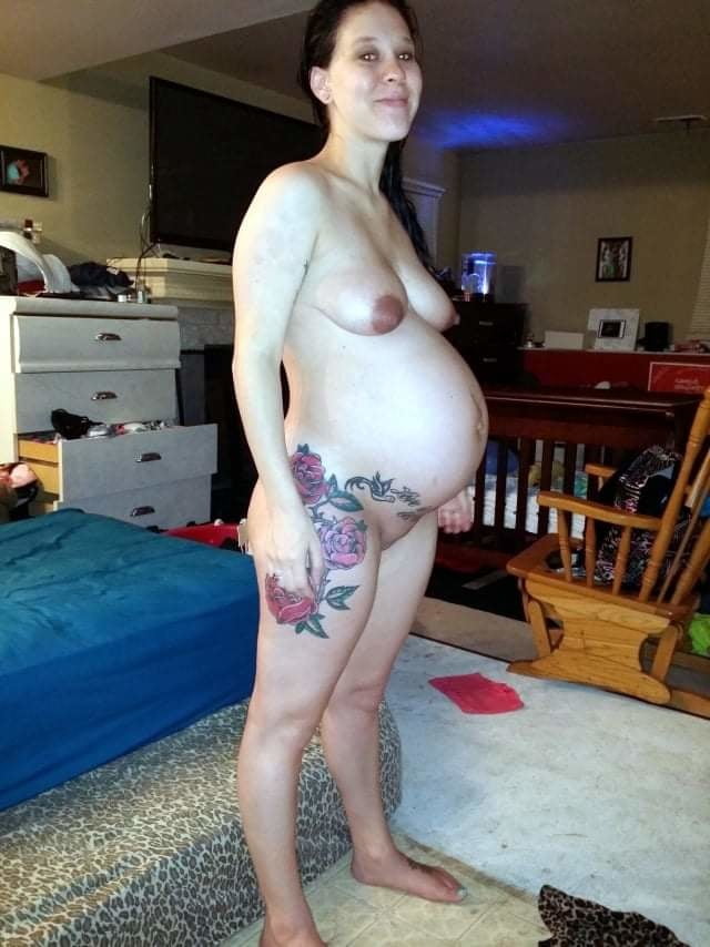 Femme enciente #91386013