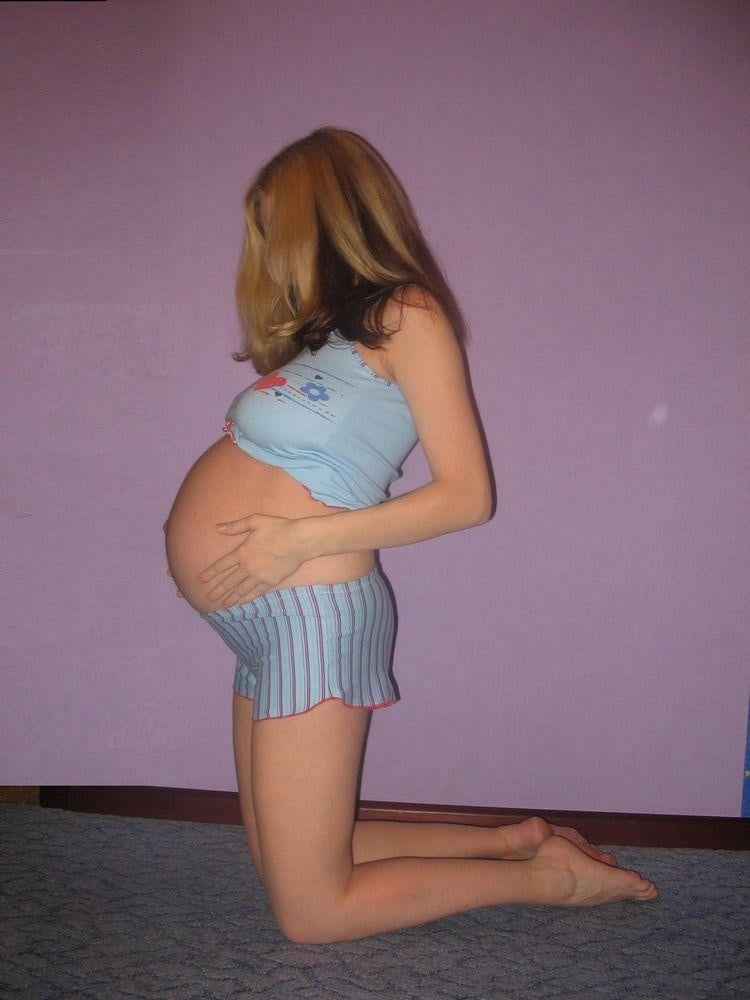 Femme enciente #91386072