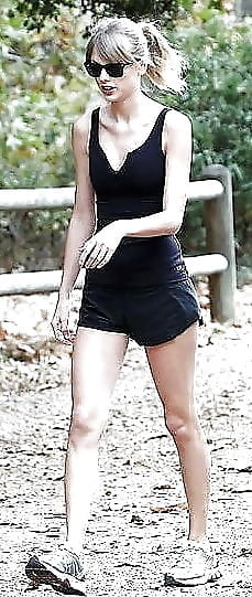 Taylor Swift Legs 3 #104805500