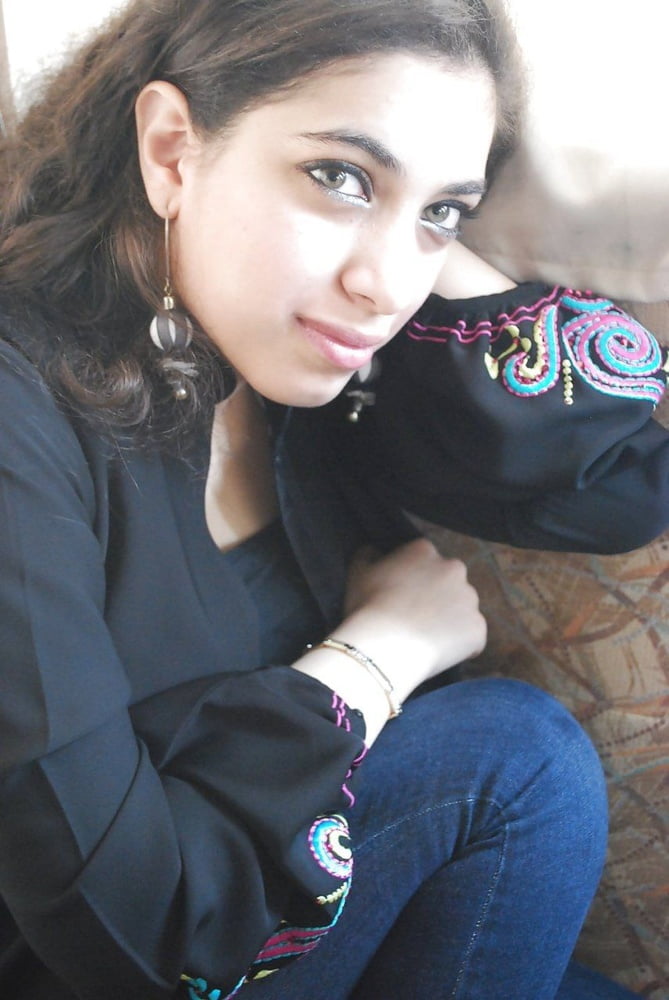 Nadia aus Marokko
 #90419359