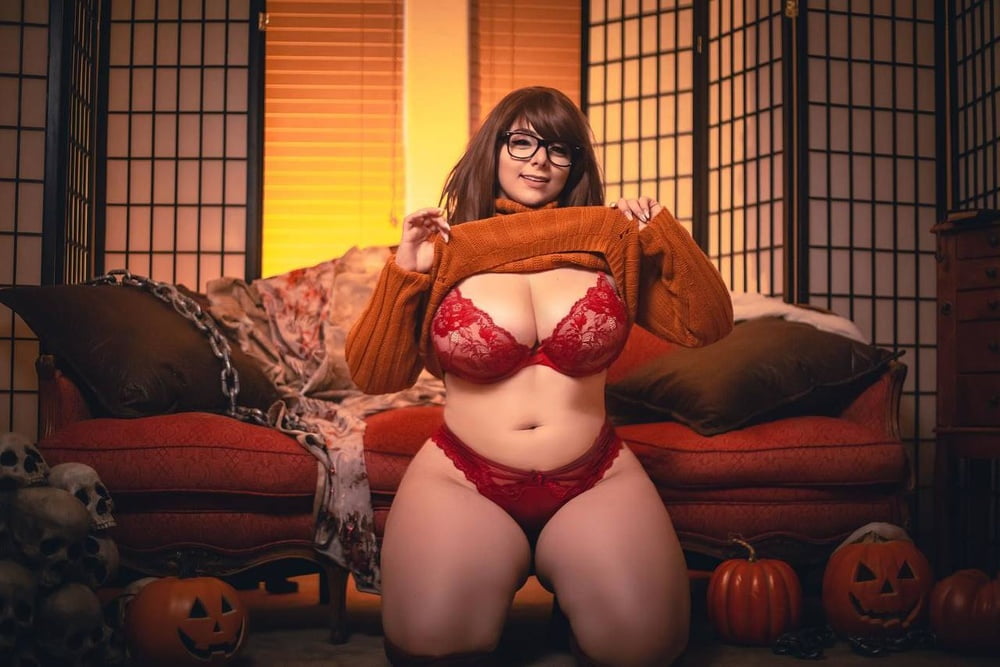 MaMa as a sexy Velma #94013634