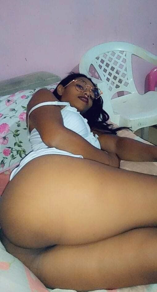 ebony delicias #97925428