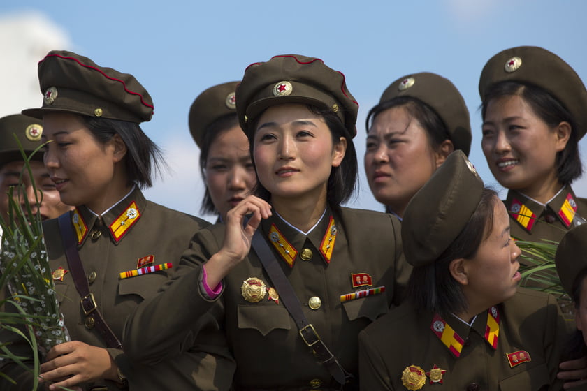Heiße nordkoreanische Mädchen! 2
 #90217775