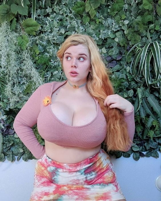 Sexy Massive Tits Cosplay Girl Penny Underbust #105697260