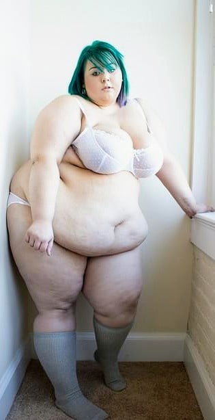 ぽっちゃり、ふっくら、おデブちゃん 2
 #82079130