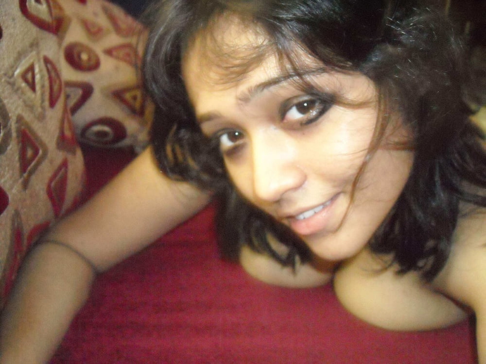 Desi horny Indian slut bhabhi #97779240