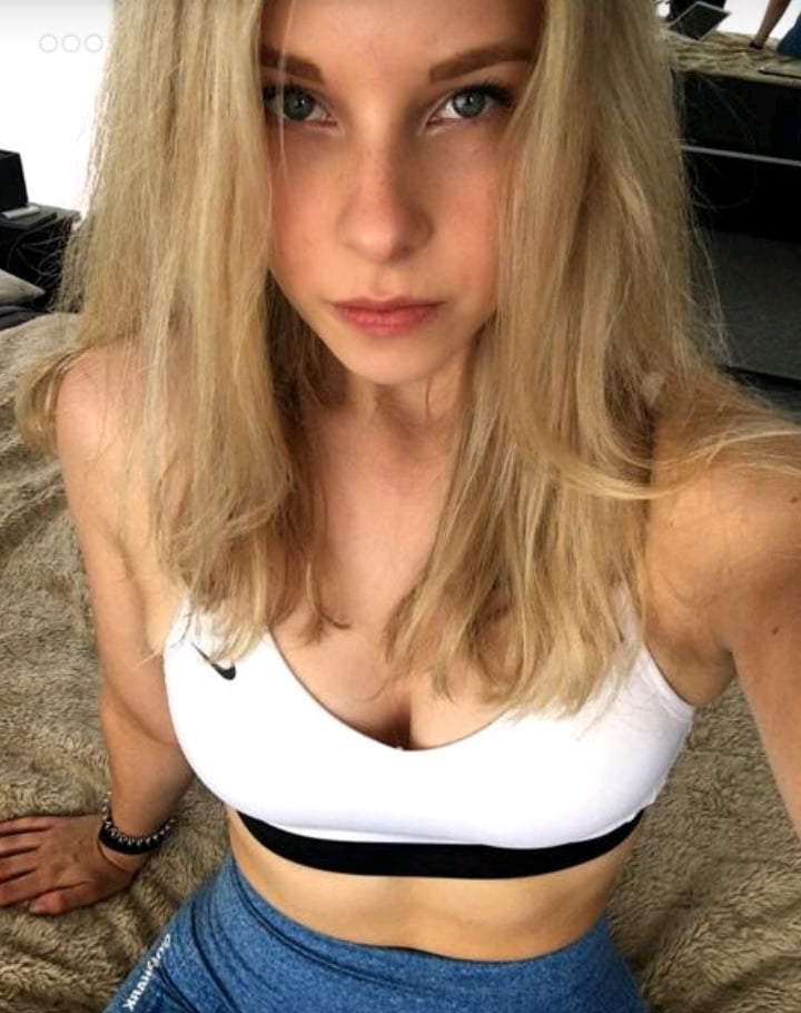 Sexy Gesichter zum Abspritzen 2435
 #81180981
