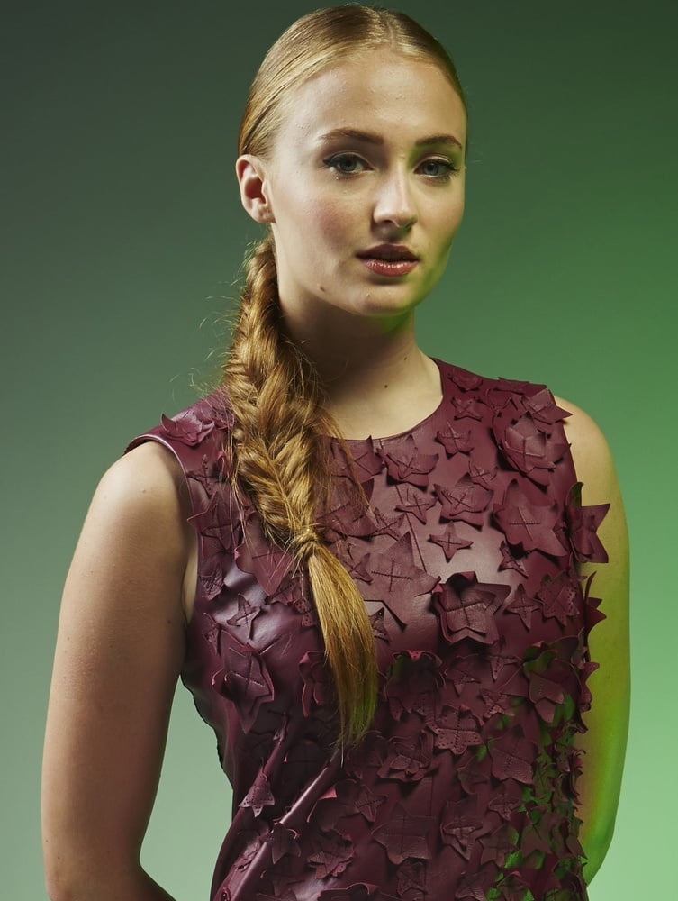 Sophie turner fotos
 #100812148