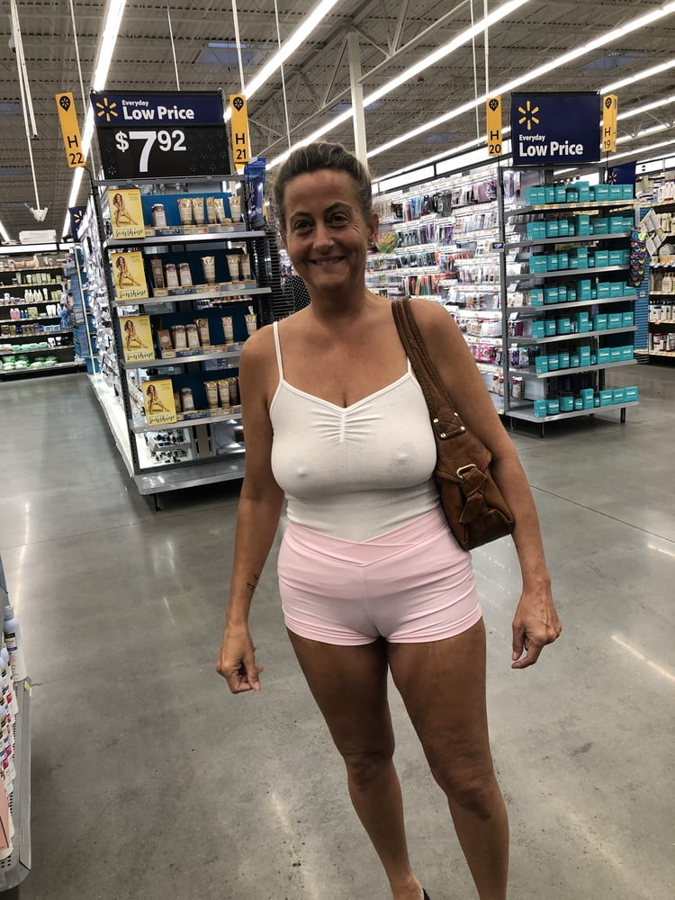 Leslie Walmart posing cellulite saggy tits long nipples pt 1 #97698923