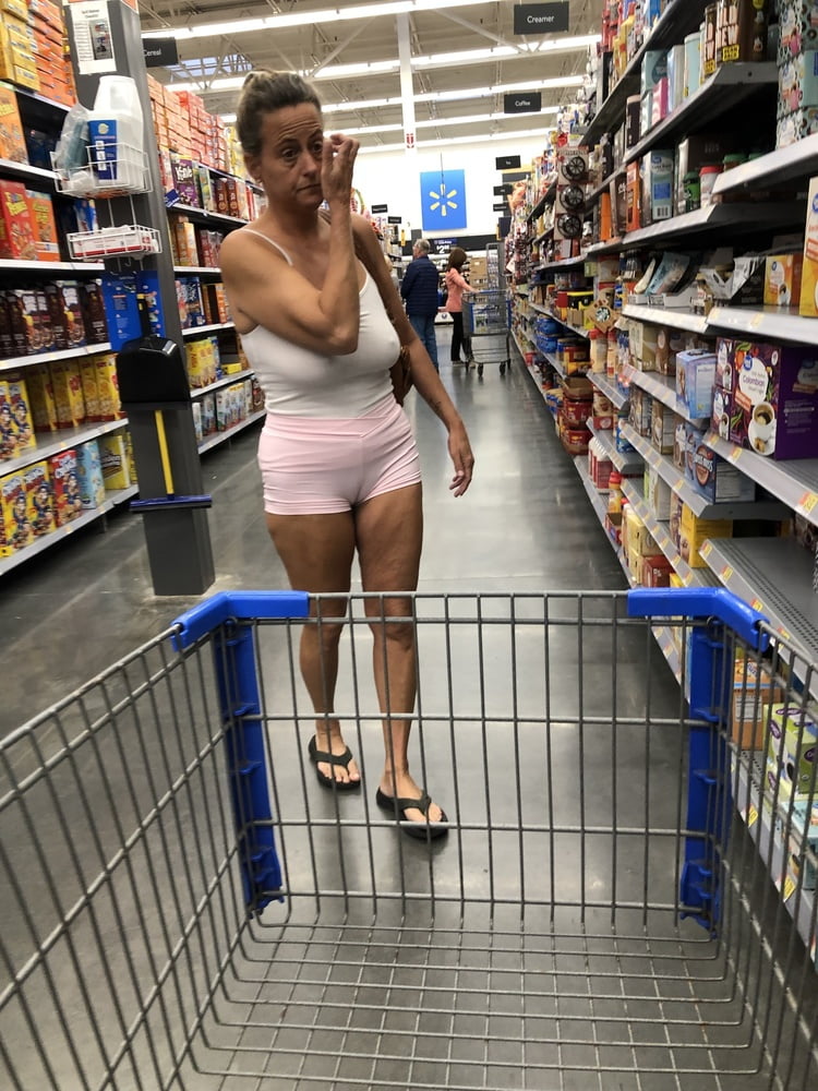 Leslie Walmart posing cellulite saggy tits long nipples pt 1 #97698995