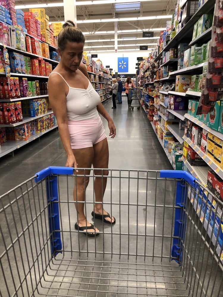 Leslie Walmart posing cellulite saggy tits long nipples pt 1 #97699007