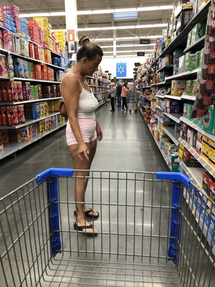 Leslie Walmart posing cellulite saggy tits long nipples pt 1 #97699016