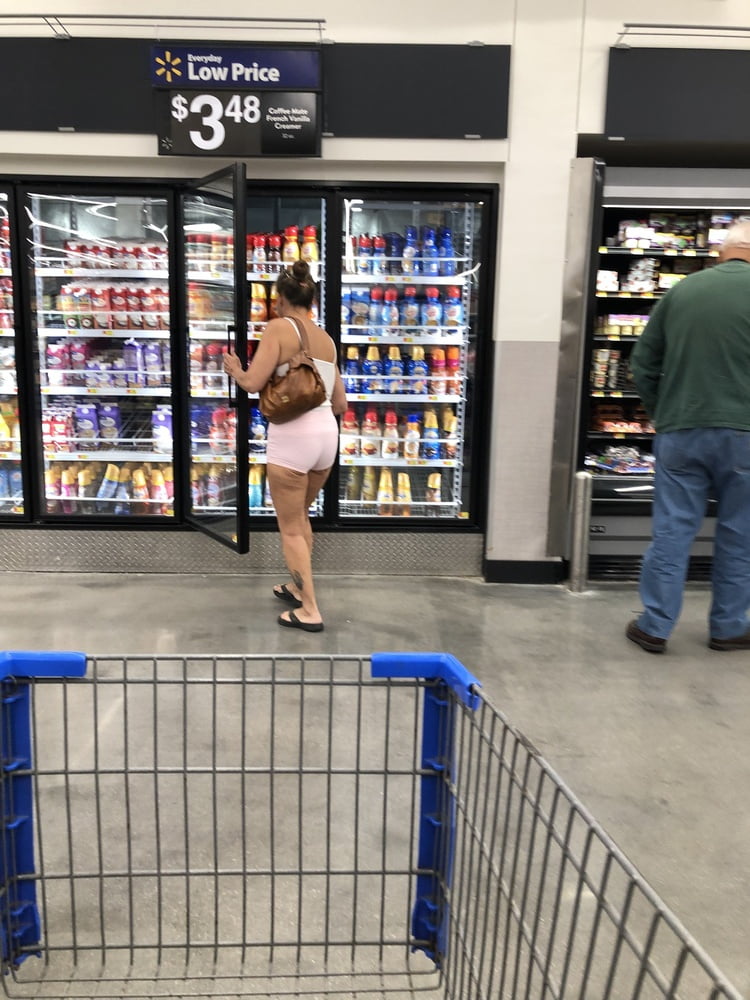 Leslie Walmart posing cellulite saggy tits long nipples pt 1 #97699022