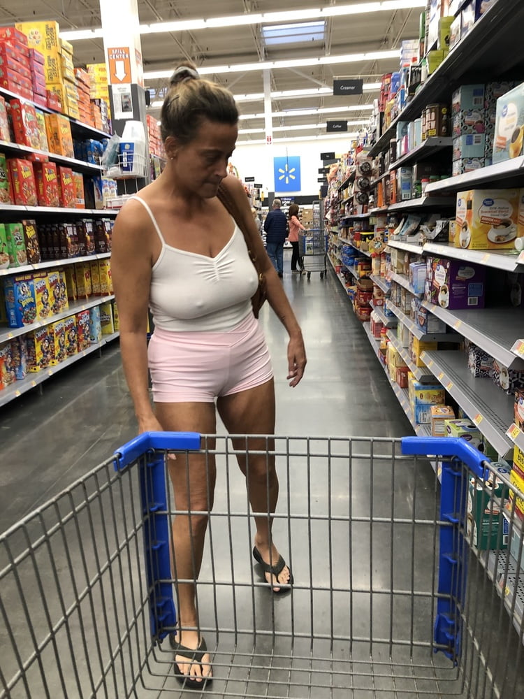 Leslie Walmart posing cellulite saggy tits long nipples pt 1 #97699025