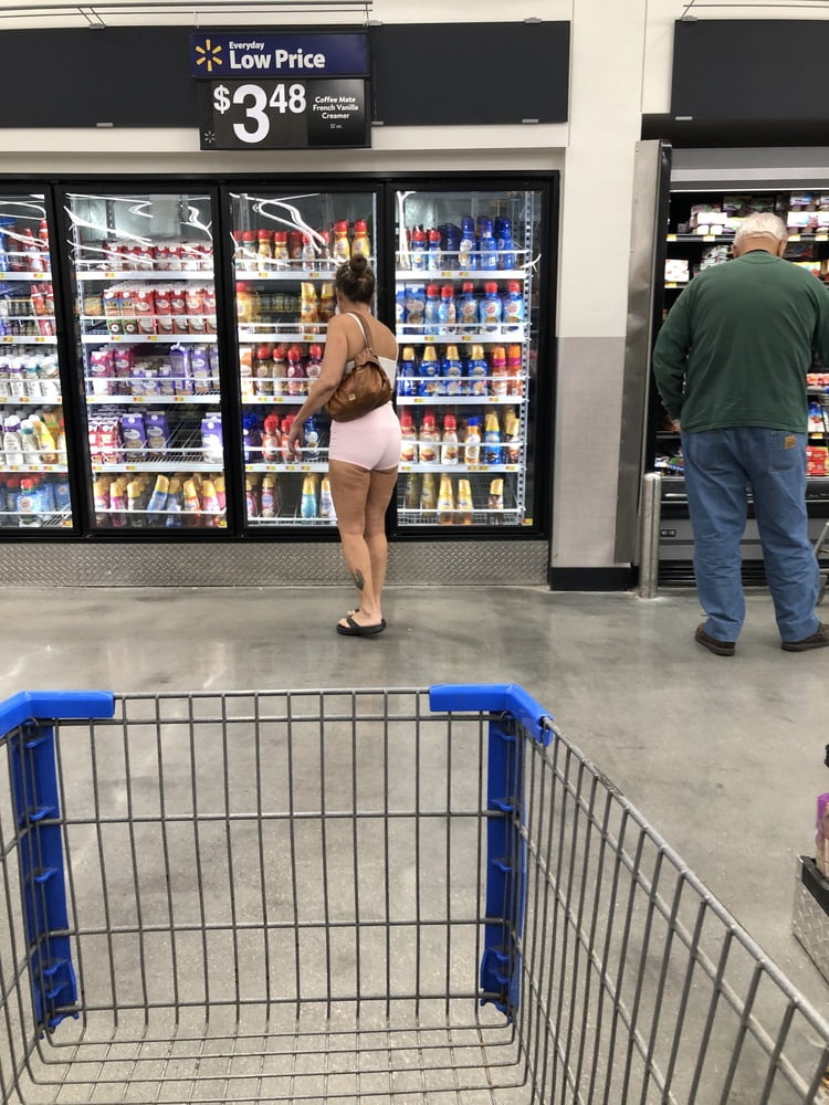 Leslie Walmart posing cellulite saggy tits long nipples pt 1 #97699028