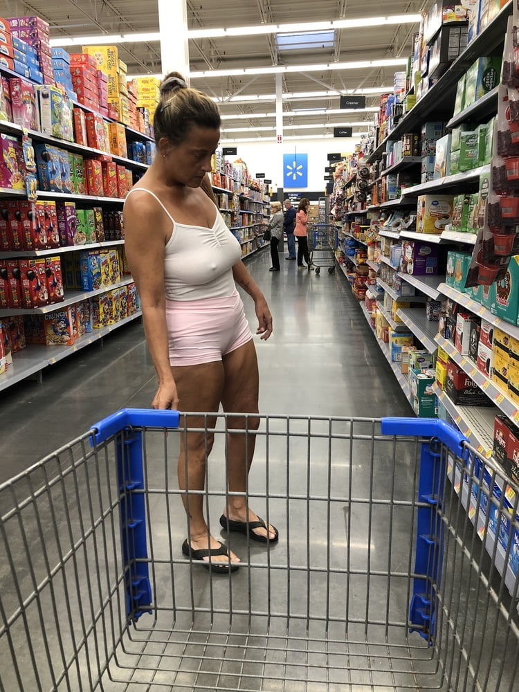Leslie Walmart posing cellulite saggy tits long nipples pt 1 #97699040