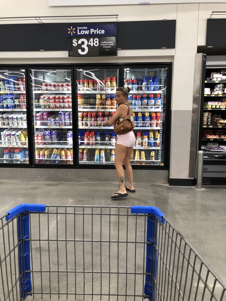 Leslie Walmart posing cellulite saggy tits long nipples pt 1 #97699082