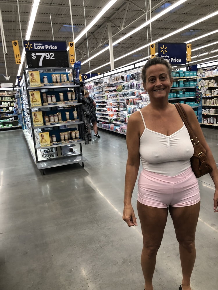 Leslie Walmart posing cellulite saggy tits long nipples pt 1 #97699090
