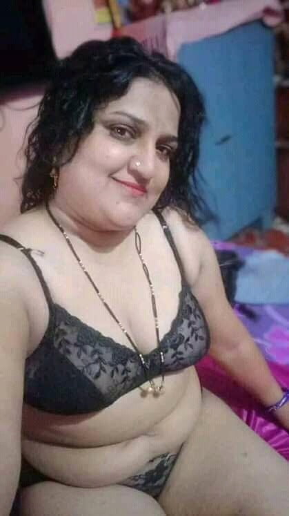 Tía nueva foto bhabhi
 #91131642