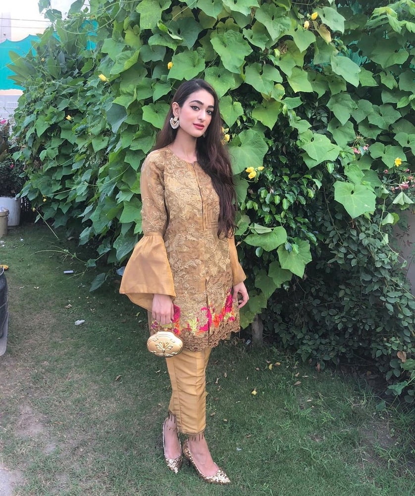 Sexy desi dolls paki pakistani indien bengali hot sexy
 #79801604