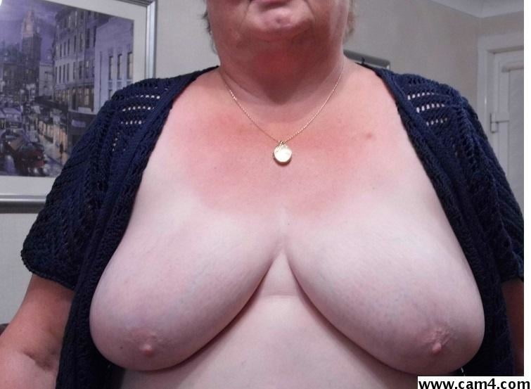 ミルフィーユのおっぱい
 #102161291