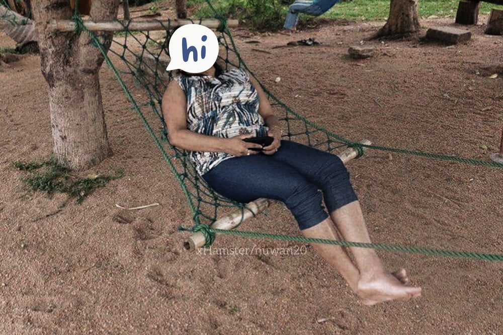 Chubby reifen und yong Junge cam ausgesetzt - sri lankan
 #102684613