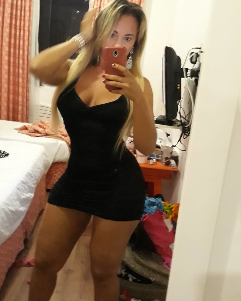 Amateur heiße blonde Latina Milf Tänzerin Schlampe
 #90354536
