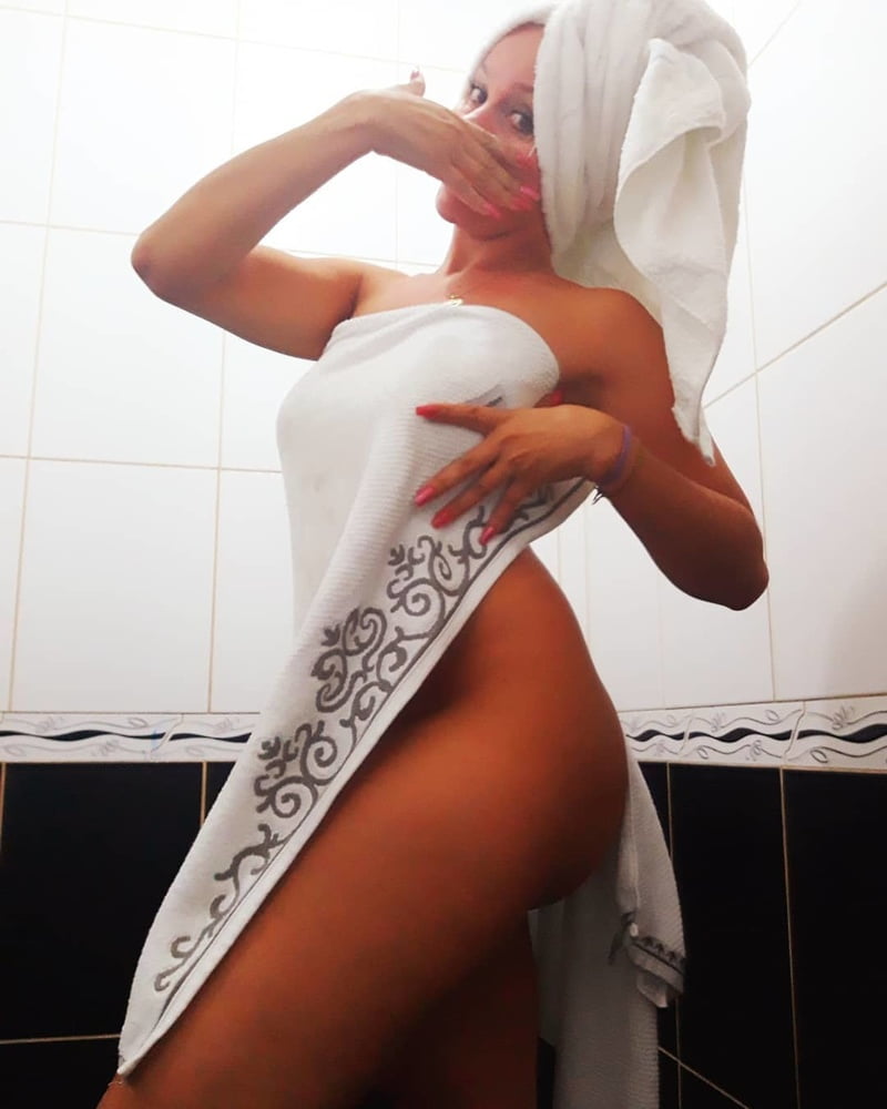 Amateur Hot Blonde Latina MILF Dancer Slut #90355512