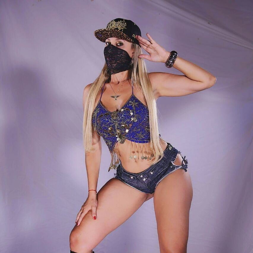 Amateur Hot Blonde Latina MILF Dancer Slut #90355787