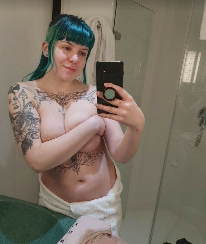 BobacoreCos desnuda #108177236