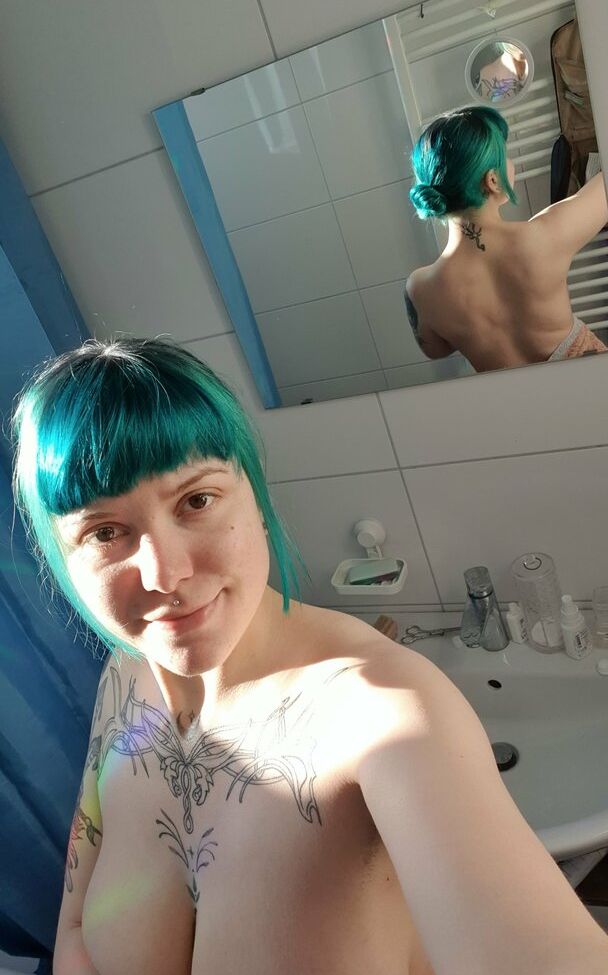 BobacoreCos desnuda #108177238