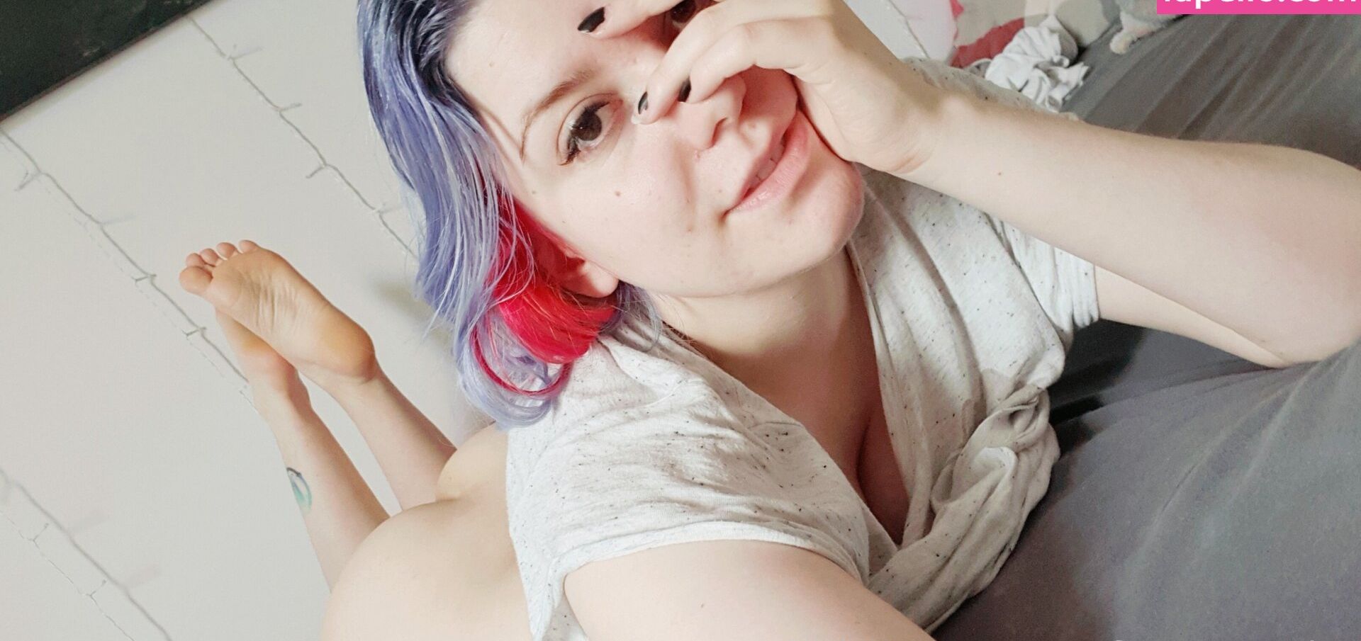 BobacoreCos desnuda #108177282