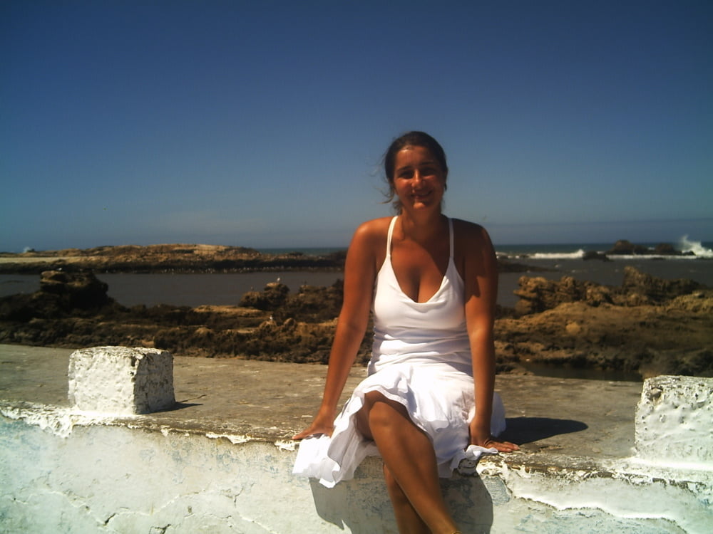 素人のブルネット
 #91234192