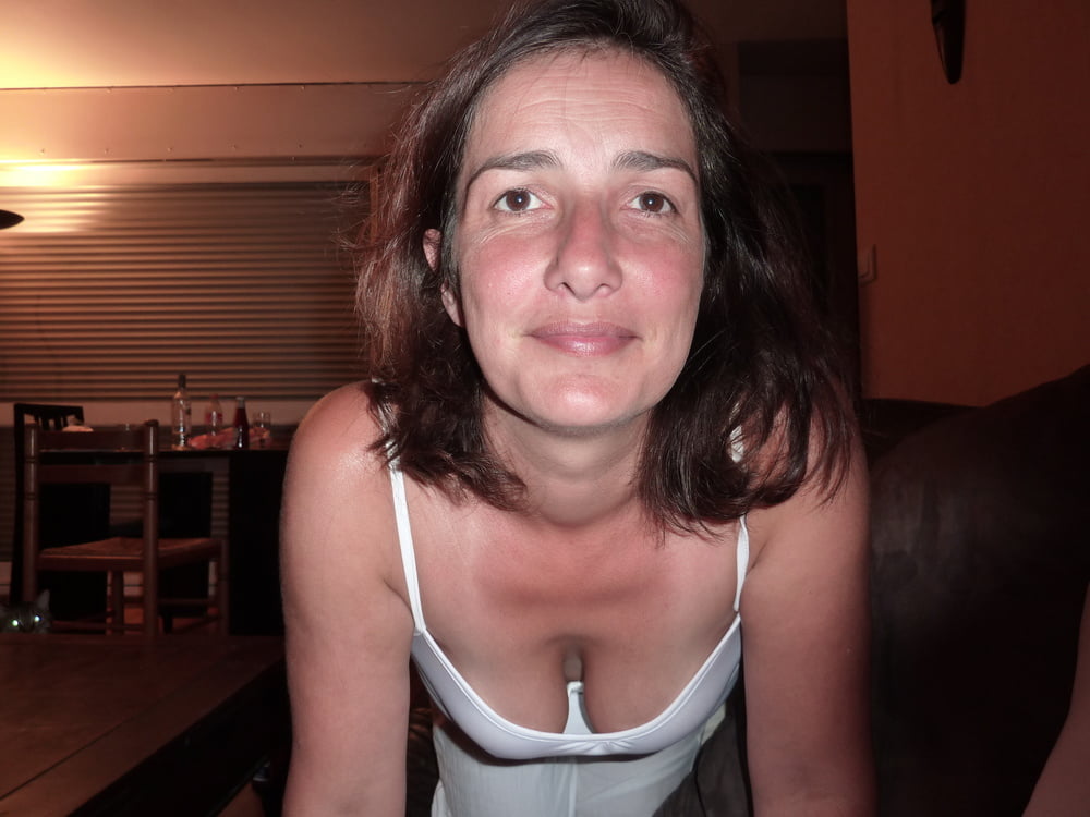 素人のブルネット
 #91234210